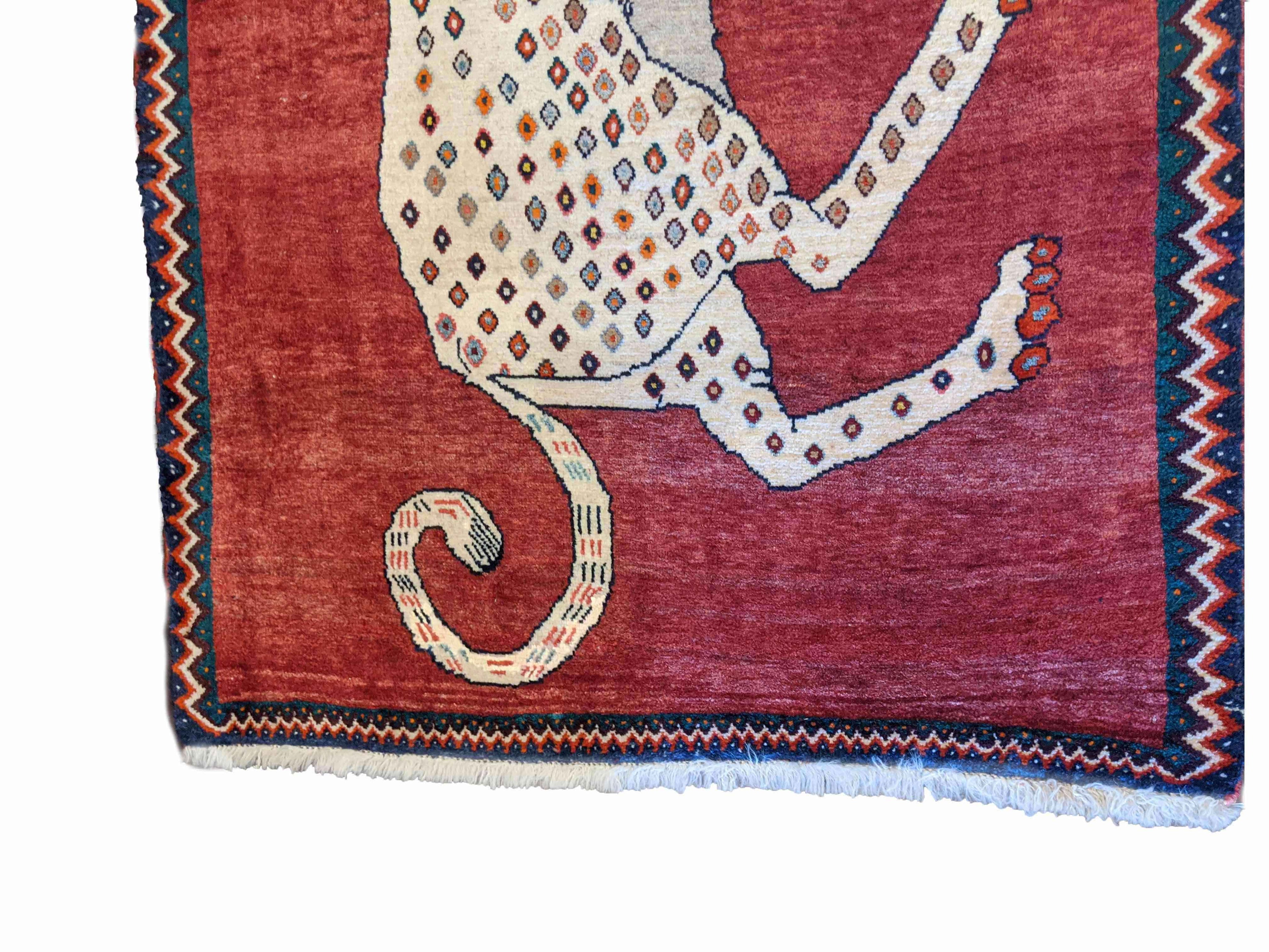 140 x 95 cm Shiraz Qashqai Nomadic Animal design Tribal Red Lion Rug - Rugoutlet