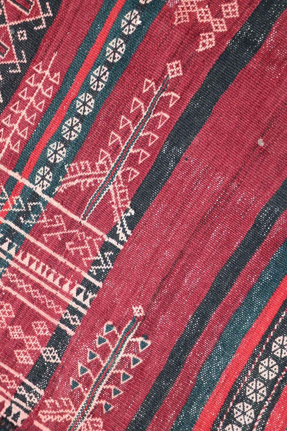 MONA Kilim Sumac 350 x 100 cm