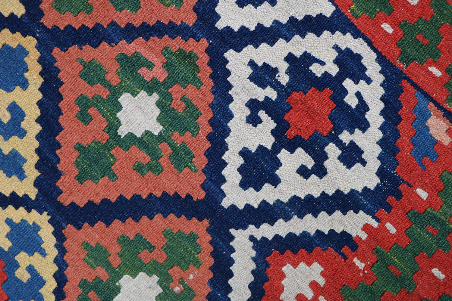 KLARA Persian Kilim 199 x 157 cm
