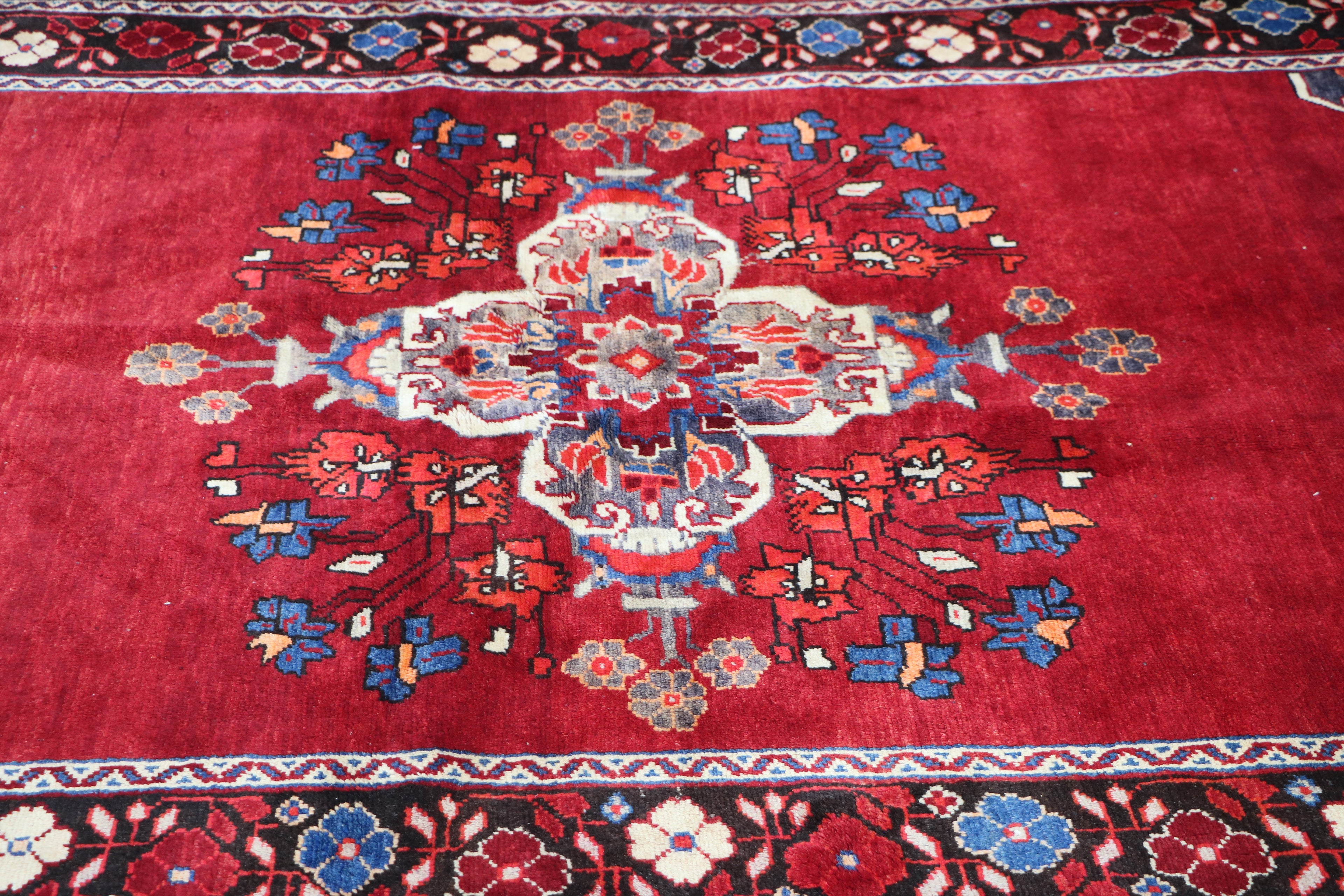 LILI Persian Bakhtiari 261 x 147 cm