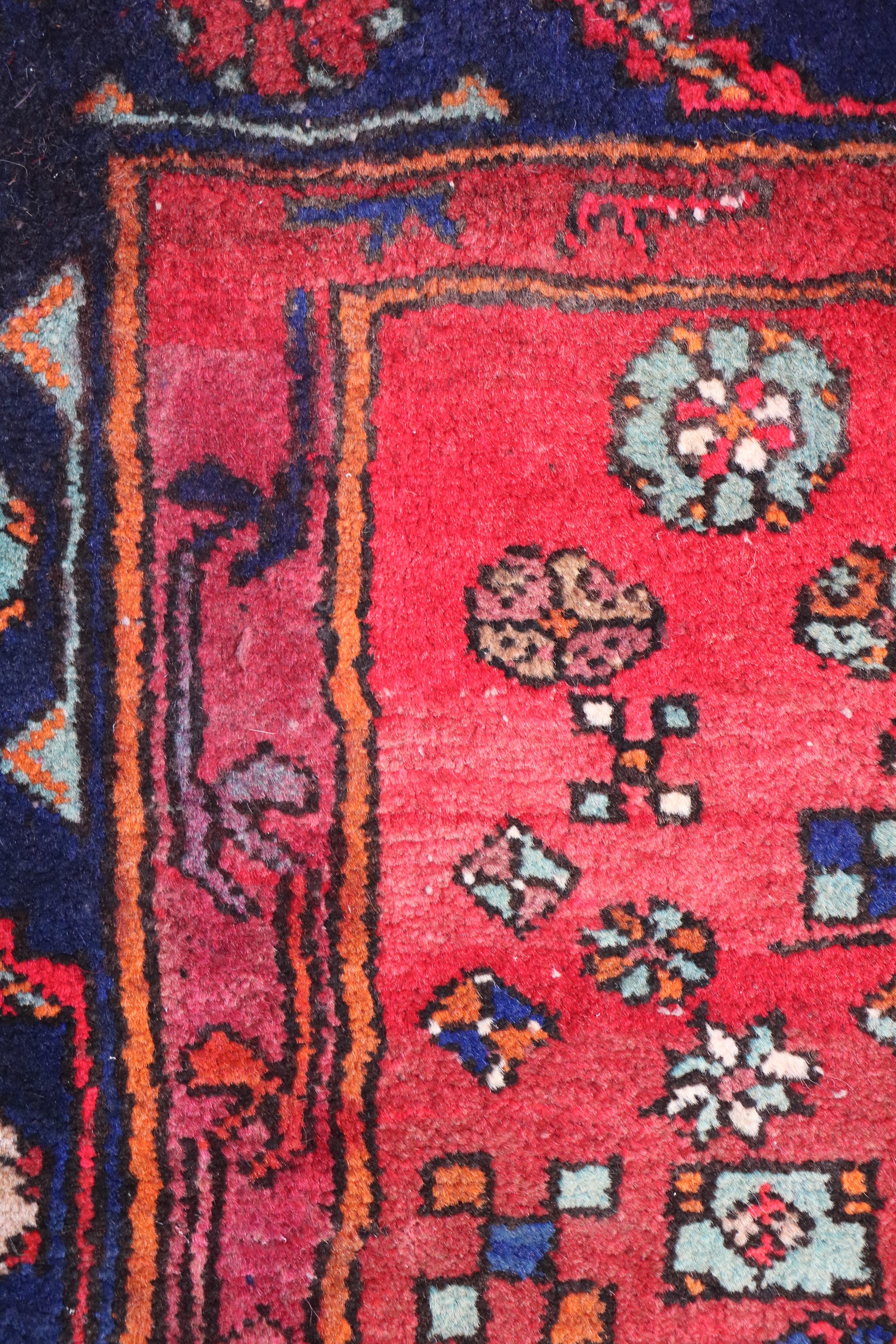 AZAR Persian Hamedan 250 x 155cm