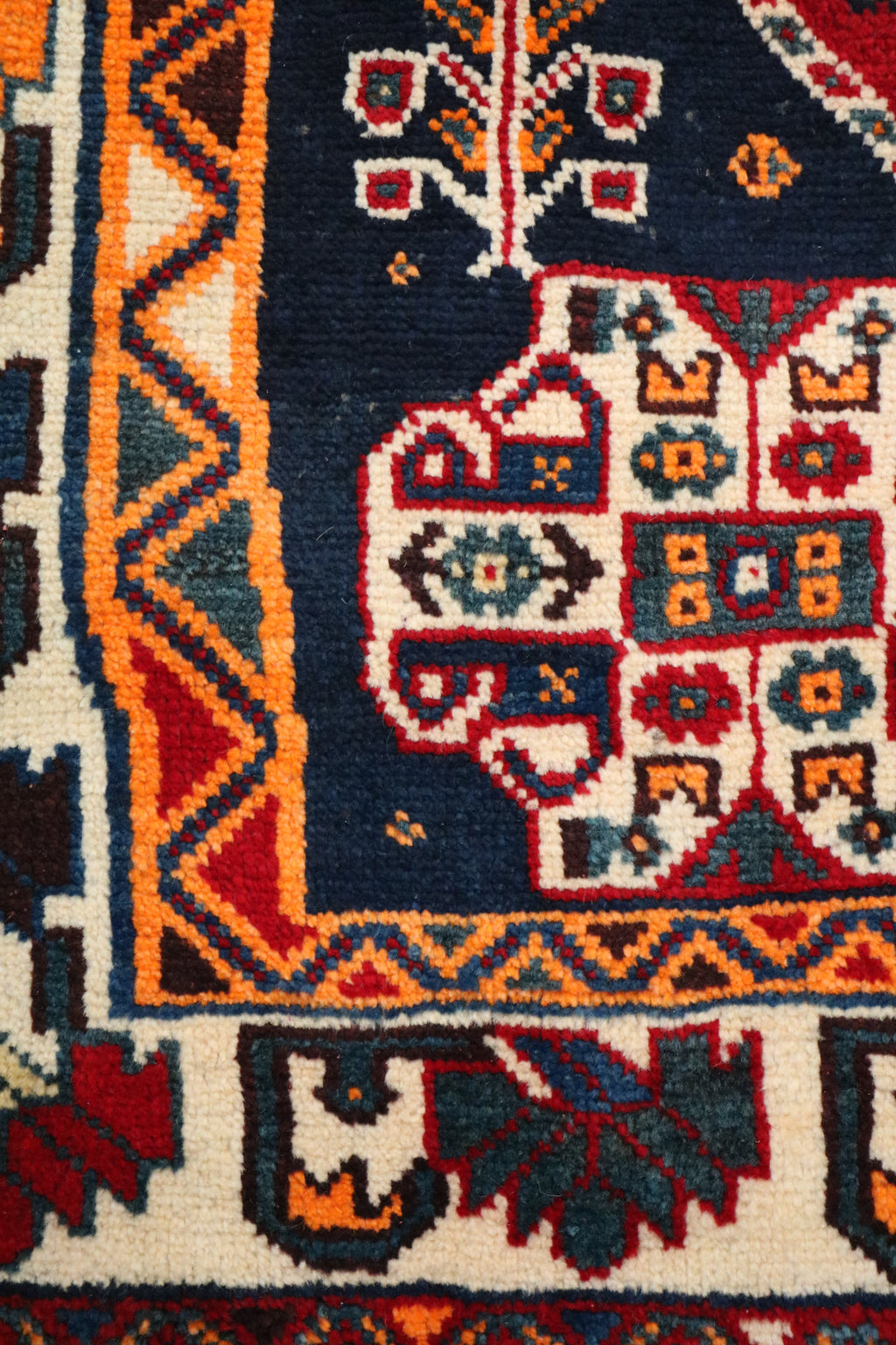 ARIA Persian Qashqai 263 x 157