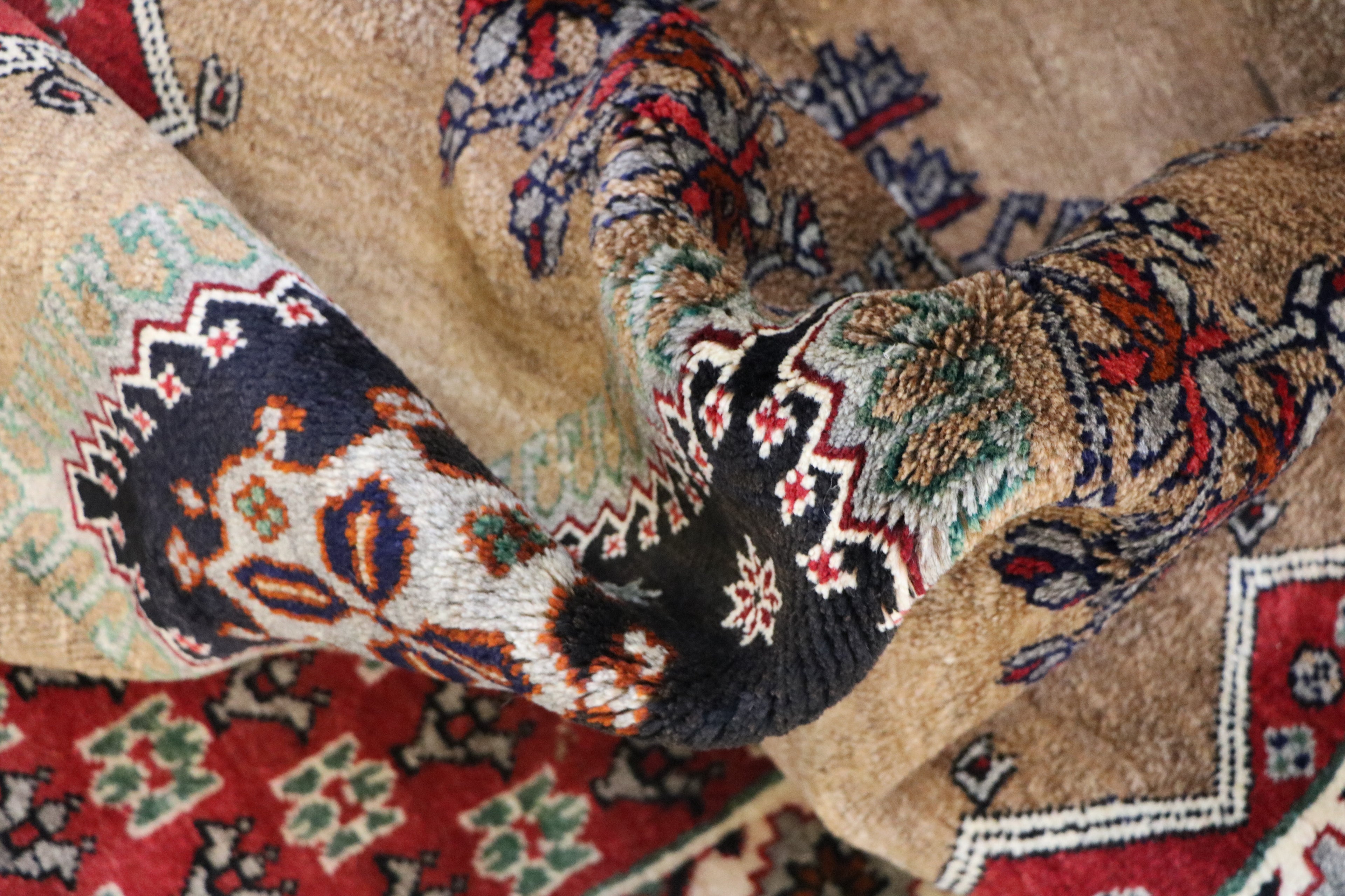 ELIKA Persian Qashqai 225x125