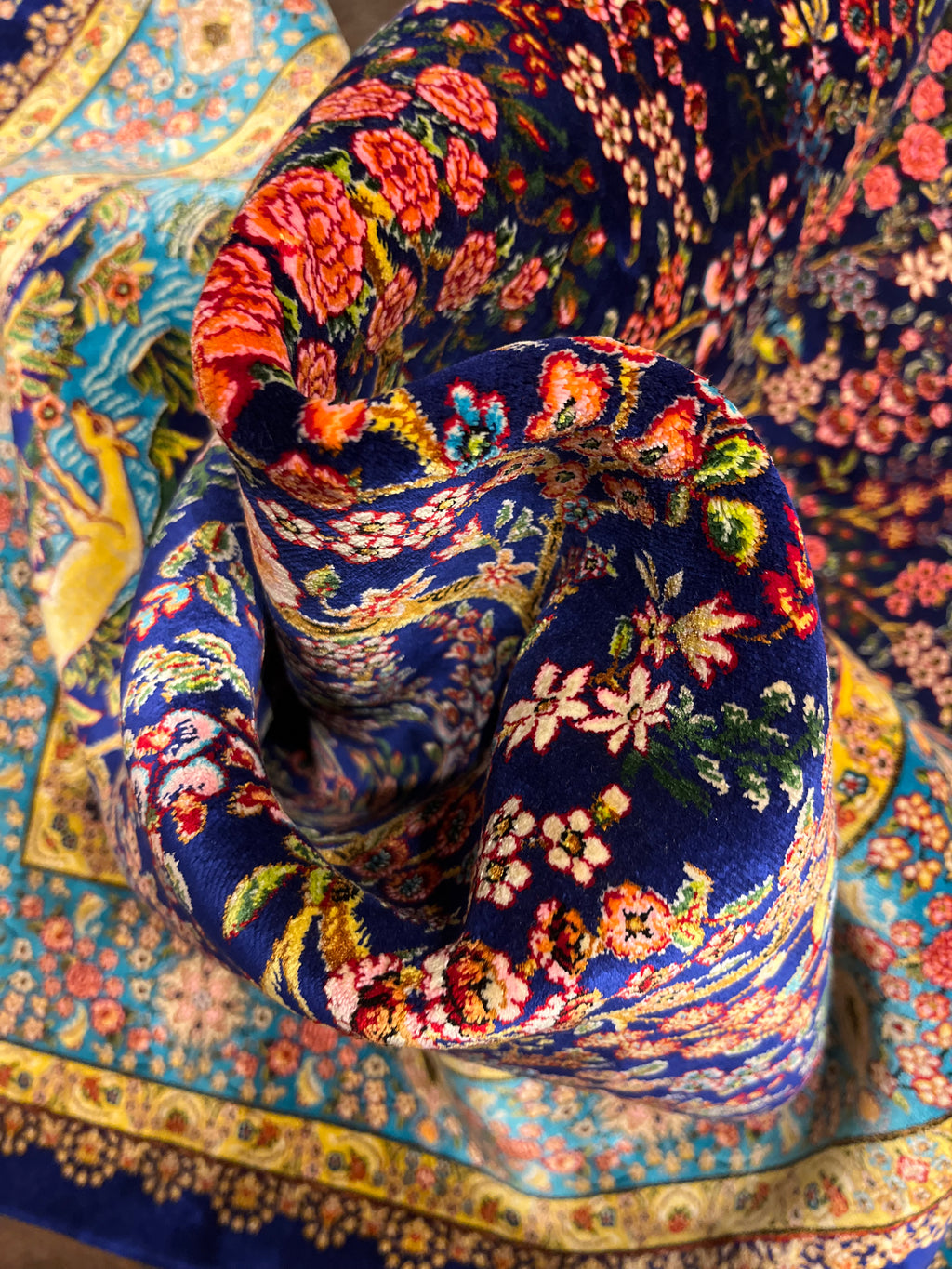 ELIKA Qom Silk 150 x 100 cm