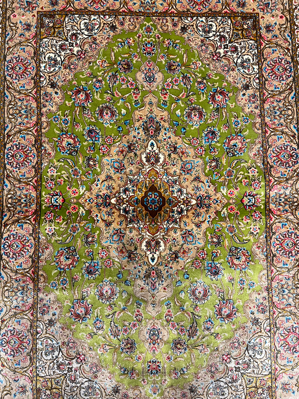 AMU Qom Inspired Silk 120 x 80 cm