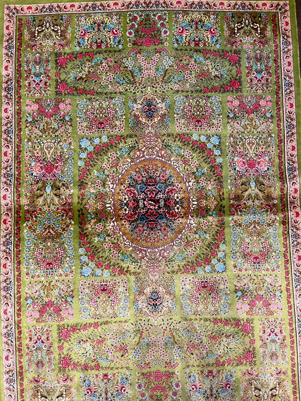 BIJAN Qom Inspired Silk 125 x 85 cm