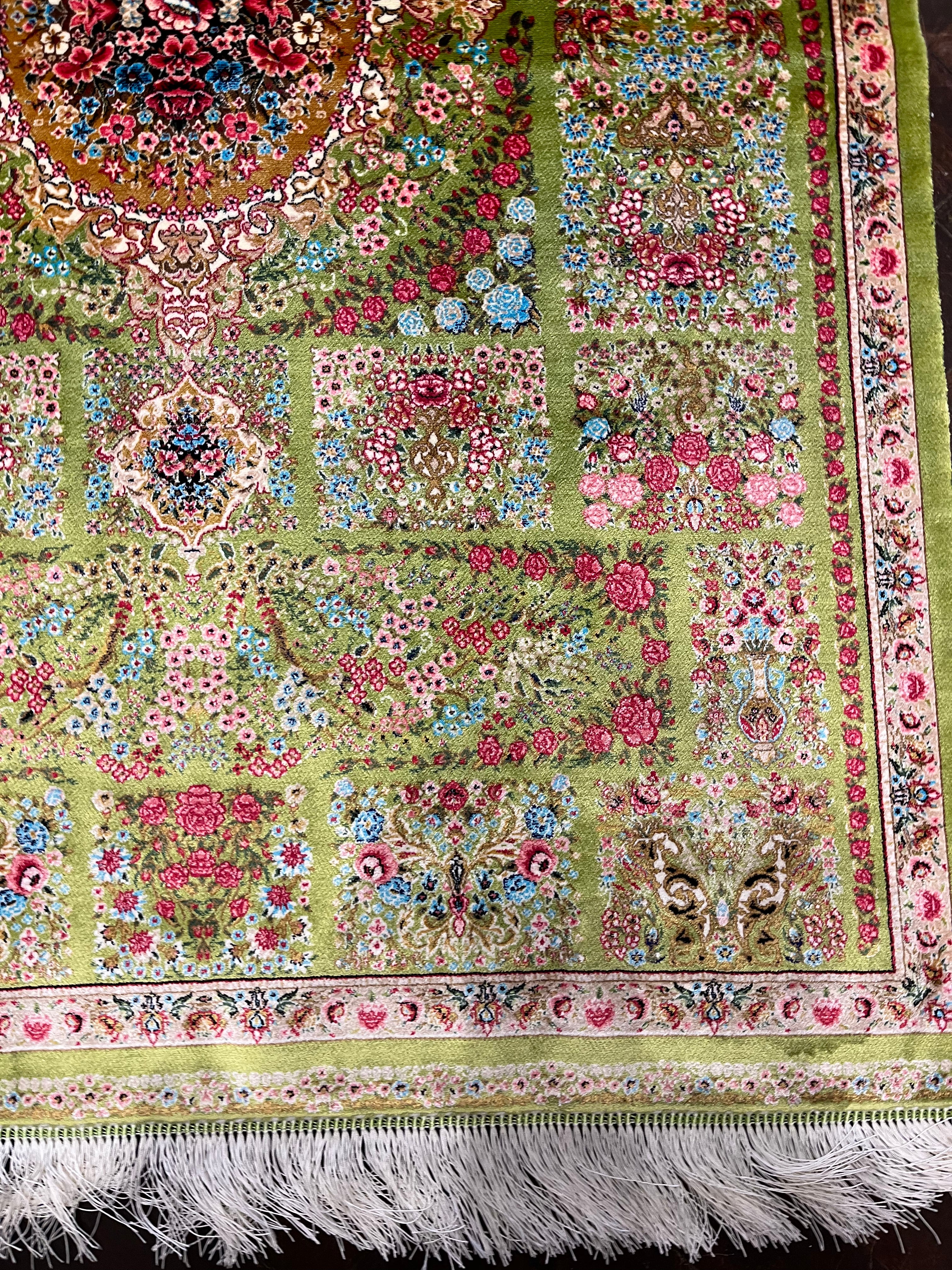 BIJAN Qom Inspired Silk 125 x 85 cm