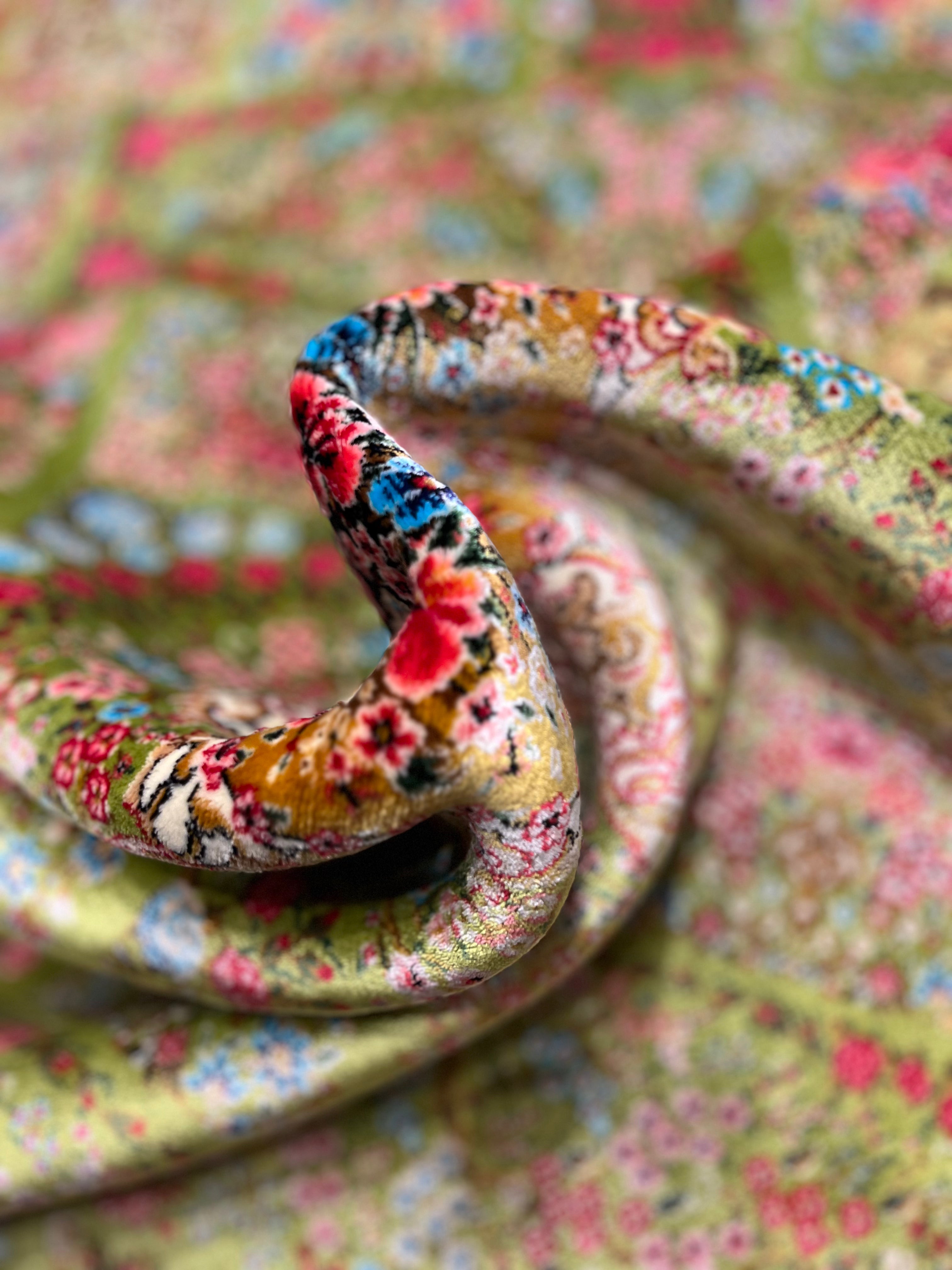 BIJAN Qom Inspired Silk 125 x 85 cm