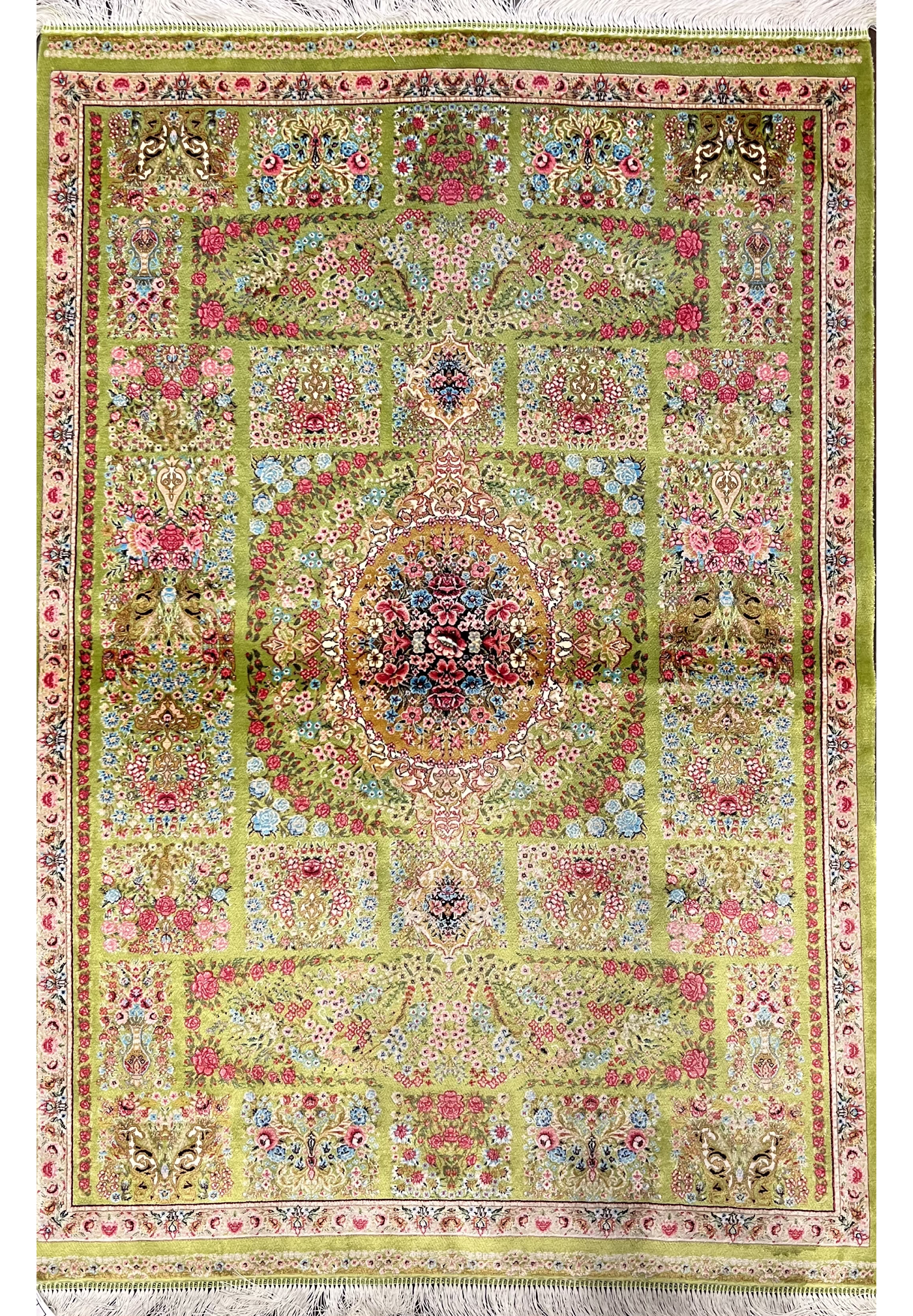 BIJAN Qom Inspired Silk 125 x 85 cm